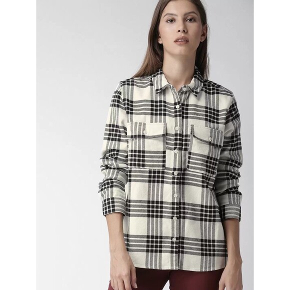 FOREVER 21 Women Off -White & Black Regular Fit Checked Casual Fit Size M # 704 - Picture 1 of 12